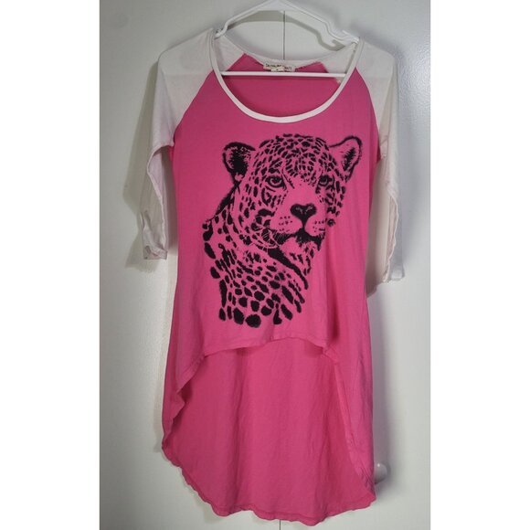 Derek Heart Tops - Y2K Hi Low Hem Graphic Print Shirt Raglan Cheetah Leopard Pink Grunge Skater MED